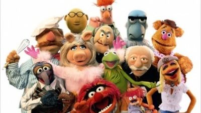 Pic: Kermit the frog and Miss Piggy have big news