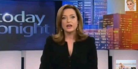 Video: Aussie newsreader struggles really badly when her autocue stops working