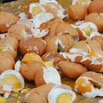 Video: Let this be a warning to egg throwers out there