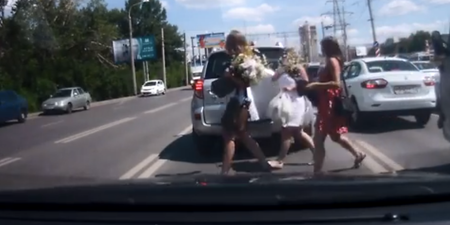 Video: Three beautiful women cause a three-car pile up in Russia