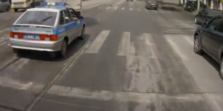 Video: This isn’t a scene from GTA V… it’s Russian road rage at its finest