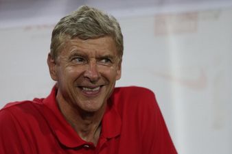 Video: Watch Arsene Wenger mysteriously disappear during an Arsenal training session