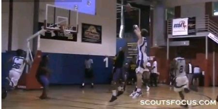 One-handed basketball sensation offered place on top college team
