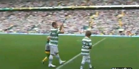 Video: ICYMI, ‘You’ll Never Walk Alone’ at Stiliyan Petrov’s charity game yesterday was very special
