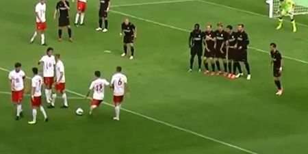 Video: Six players from German lower league team combine for brilliant free-kick routine
