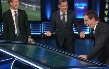 Jamie Carragher: ‘Nobody wants to grow up to be a Gary Neville’ (Video)