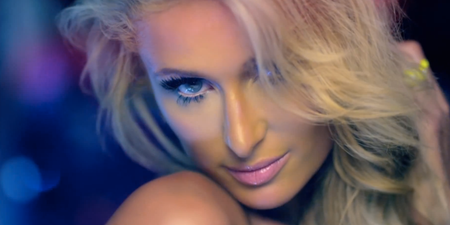 Video: Two Irish lads tear Paris Hilton’s latest music video to shreds