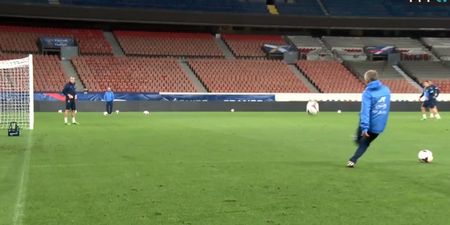 Video: Didier Deschamps shows some silky skills at France training