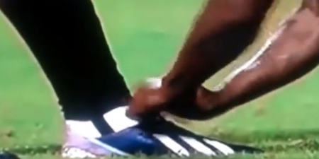 Video: Referee gets a lesson in sportsmanship