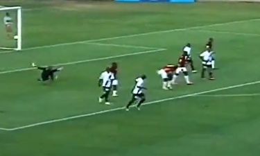 Video: Goalkeeper kicks ball off his own defender’s arse for comical own goal