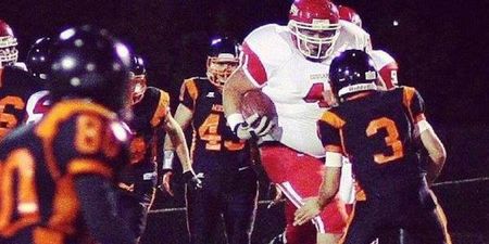 Holy jaysus would you look at the size of this high school running back