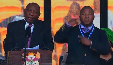 Jimmy Kimmel hires professional interpreter to translate the “gibberish” of fake Mandela sign language man