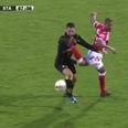 Video: Tekkers fail – French footballer mistimes his kick and gets sent off