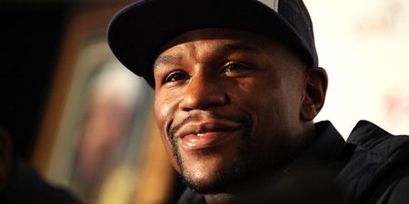 Video: Floyd Mayweather puts on a master class in skipping