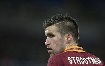 Video: Kevin Strootman scores an absolute screamer for Roma