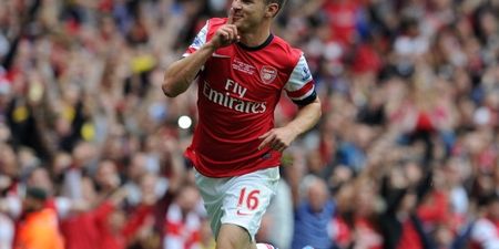 Gifs: Podolski scores twice as Arsenal run away with it against Hull