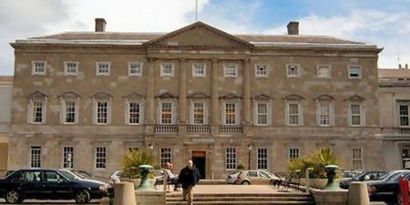 Man tries to enter Leinster House with a sword and three knives (Report)