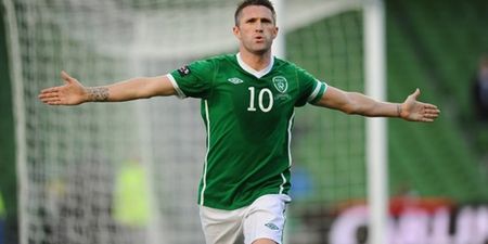 Video: Robbie Keane shows off his beautiful singing voice on the Ireland team bus