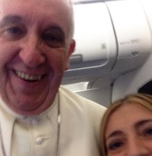 Pic: Even the Pope is getting in on the selfie act
