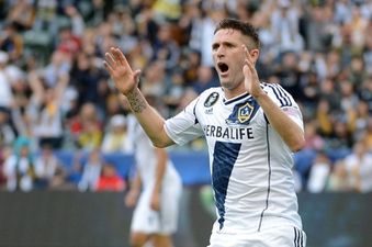 Video: Robbie Keane scores injury time goal for LA Galaxy and forgets how to celebrate properly