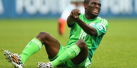 Vine: Nigeria’s Babatunde breaks his arm against Argentina [Graphic Content]