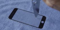 Video: This new ‘iPhone 6’ screen can’t even be scratched by a giant blade