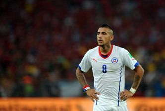 Transfer Talk: Vidal prefers Old Trafford, Costa Rica keeper off to Liverpool or Arsenal and Luis off to Chelsea