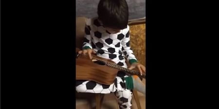 Video: Check out this blind 10-year-old boy brilliantly playing the guitar like a pro