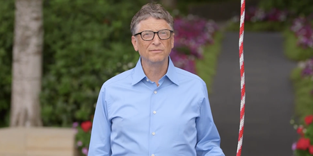 Video: Bill Gates takes on the ice-bucket challenge like a billion dollar boss…