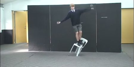 Video: Actor hilariously falls off his chair whilst making a dramatic Shakespearean speech