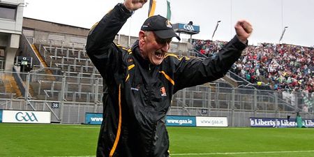 Vine: A vintage clip of Brian Cody giving a lesson on how to catch a sliotar from 1976