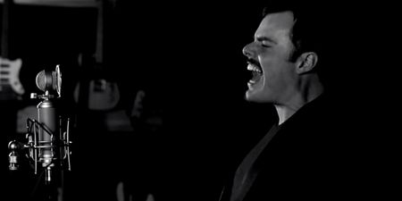 Video: One man sings as both Pavarotti and Freddie Mercury in this brilliant ‘duet’