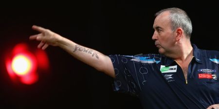 Video: Slow motion masterclass on darts technique by Phil “The Power” Taylor