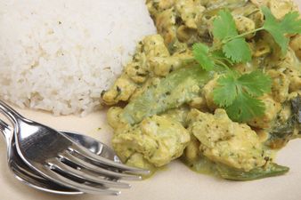 Tasty and easy to make protein recipes: Thai green curry with chicken