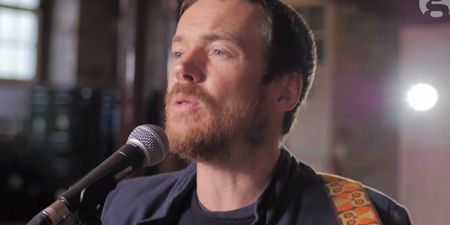 Video: Damien Rice performs a really moving acoustic version of Colour Me In