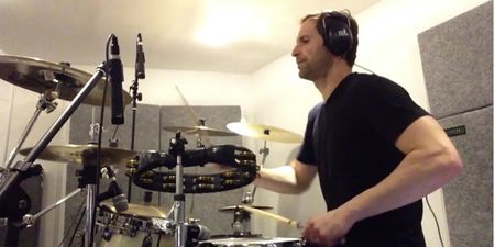 VIDEO: Petr Cech shows off his hidden talent in this cover of a Nirvana classic