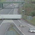Video: Lorry pulls off a dangerous u-turn on the motorway after going down the wrong slip road