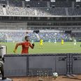Video: David de Gea stars in bizarre, six-minute long glitch spotted by Irish FIFA 15 gamer