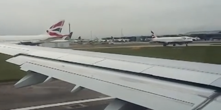 Video: Traffic is building up on Heathrow’s runways following closure of London’s airspace