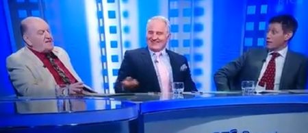 Audio: ROG sings Je t’aime to George Hook and asks him to take off his pants on this great Gift Grub