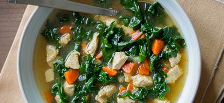 Pure and simple recipes: Paleo chicken and kale vegetable soup