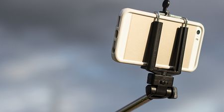 Pic: Taking selfies has never been easier thanks to this Irish-made ‘selfie stick 2.0’