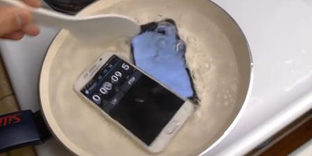 Video: Which phone will last longer in boiling water, an iPhone 6 or a Samsung Galaxy S6?