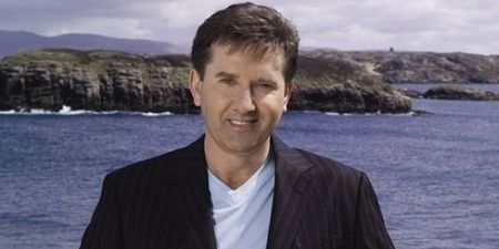 A great story about Daniel O’Donnell’s kindness to a grieving Irish couple flying home from the US