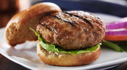 Pure and Simple Recipe of the Day: BBQ Turkey Burgers