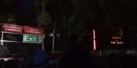 Video: The security staff member having the craic with the crowds was the real hero of Slane 2015