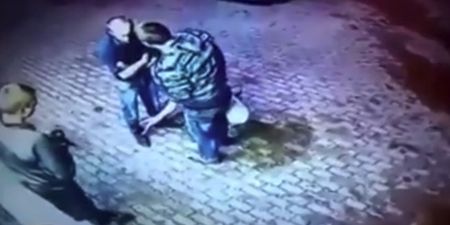 Video: Two thugs try to rob an old man, it turns out he’s an ex-boxer and kicks ass