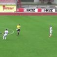 Vine: You won’t see a better volley from 40 yards anywhere else this season