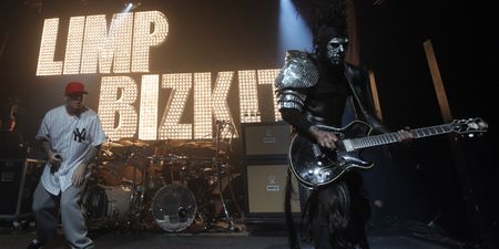 VIDEO: Over 100 Limp Bizkit fans turn up to fake gig in an Ohio filling station