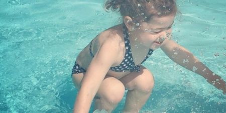 PIC: This picture of a girl in water is driving the internet crazy